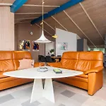Idyllic Retreat With Whirlpool-by Traum Сasa de vacaciones Blåvand