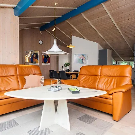 Idyllic Retreat With Whirlpool-by Traum Casa vacanze Blåvand